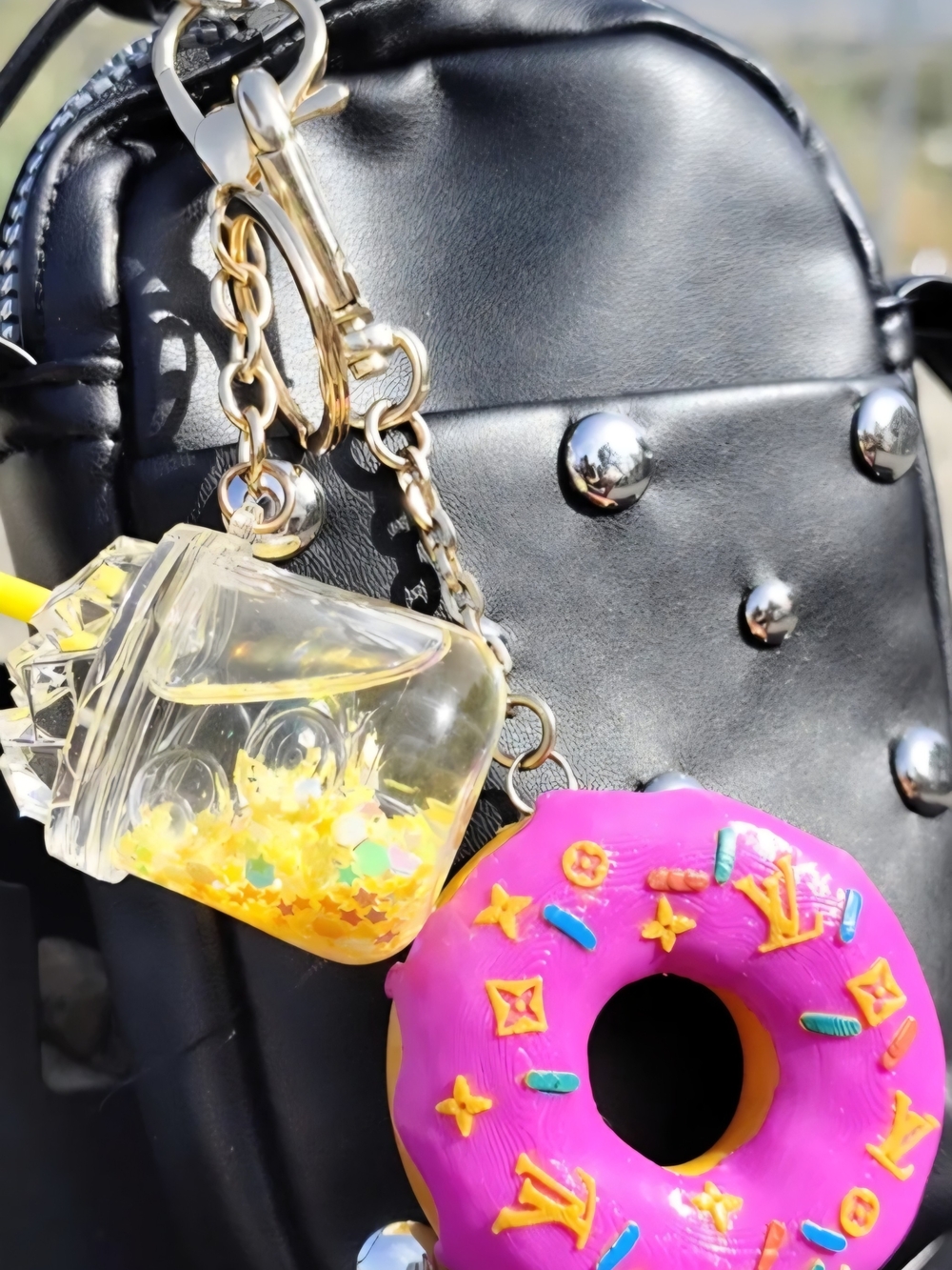 Buy 3 GET 2 FREE  DONUT- KEY CHAIN 3D PRINTING - Picture 9 of 11